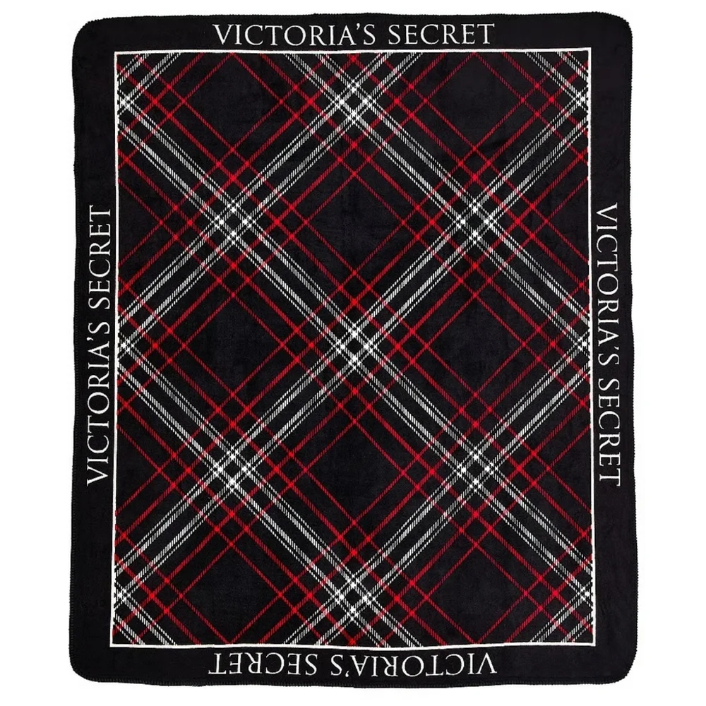 Victoria's Secret Black & Red Plaid Cozy Fleece & Sherpa Throw Blanket New RARE